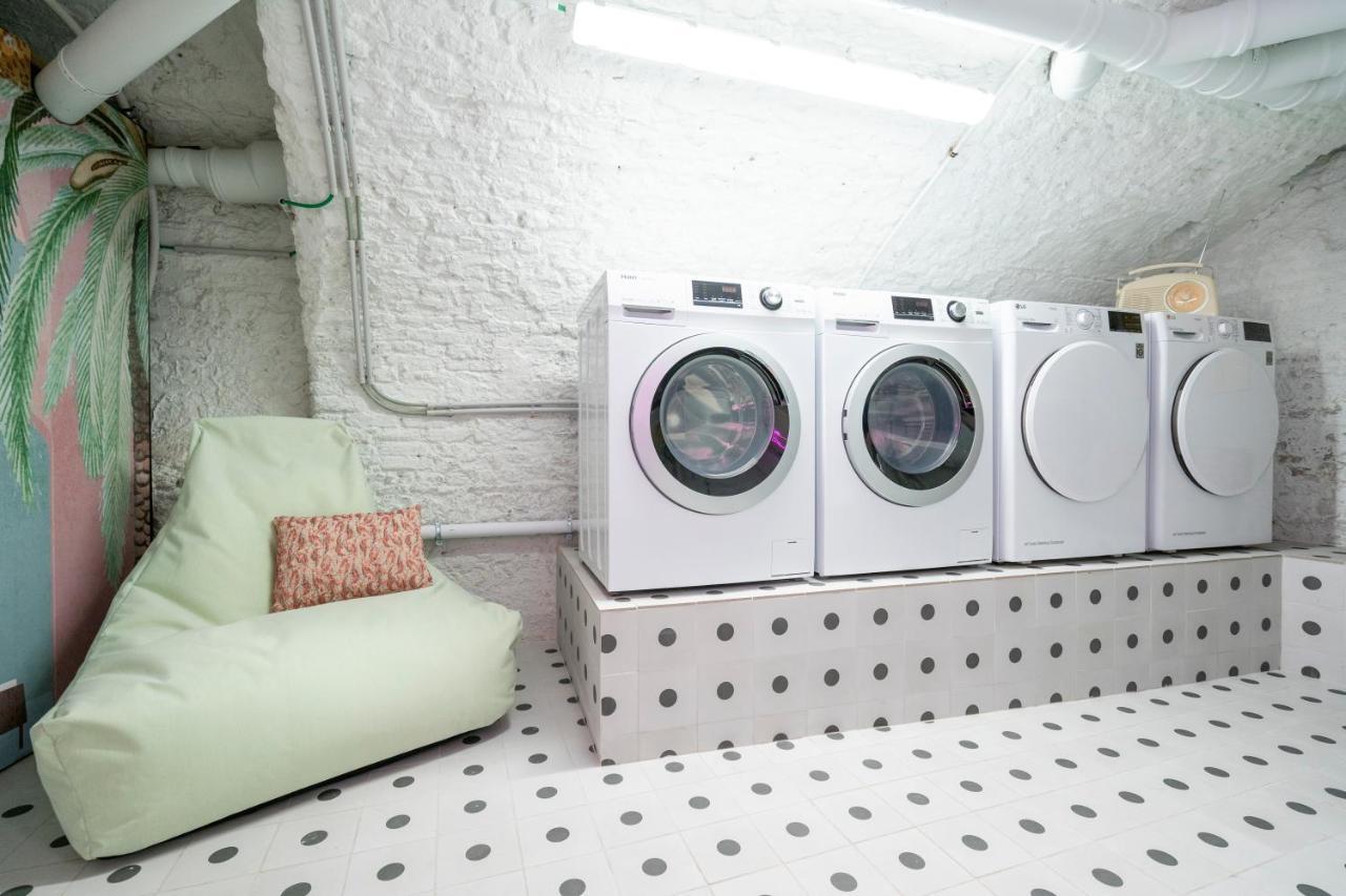 Shway - The Blue Parrot Apartment Antwerpen Bagian luar foto